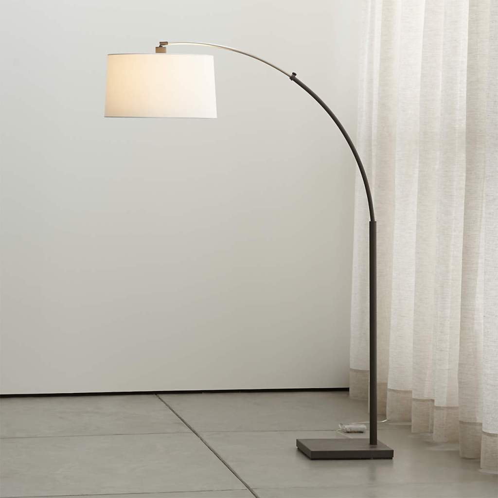 image of a tall dimmable floor lamp
